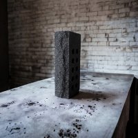 Облицовочный кирпич LAND BRICK рваный скала чёрный 250х100х65 мм